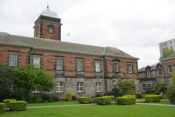University of Dundee Others(1)